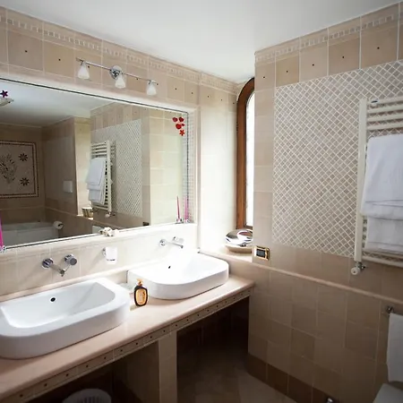 Nel Regno Di Panzió Nápoly