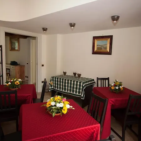 Nel Regno Di Bed & Breakfast 4*